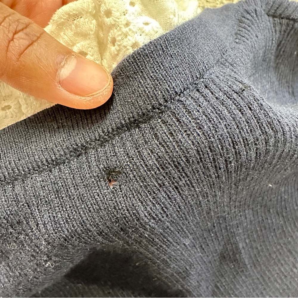 SOLD | Tuckernuck Women’s Wool Blend Navy Rosemary Eyelet Knit Top Sweater M - Picture 14 of 14